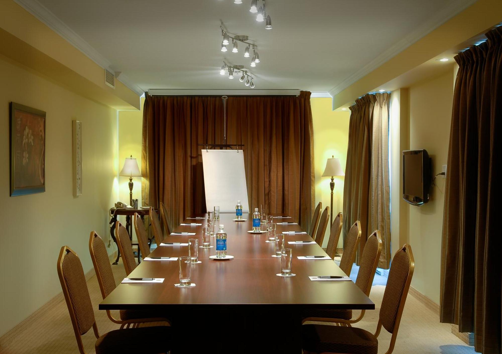 Hotel Brossard Ngoại thất bức ảnh